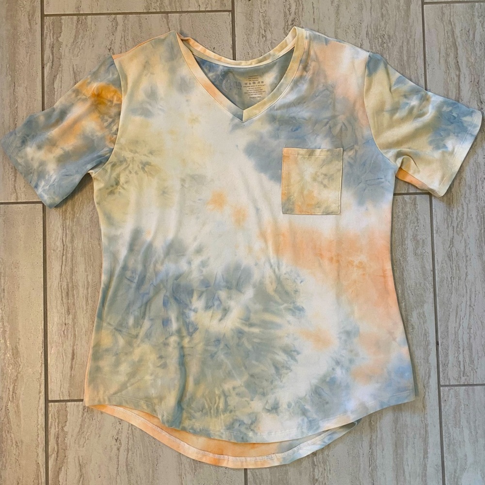 Zyia Hendrix Tee